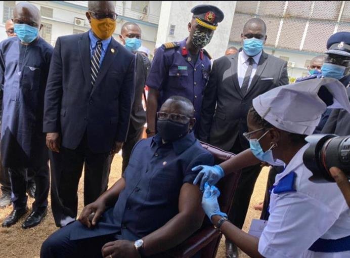 Political Consensus on Vaccine Roll Out…    SLPP, APC Leaders Take Jab