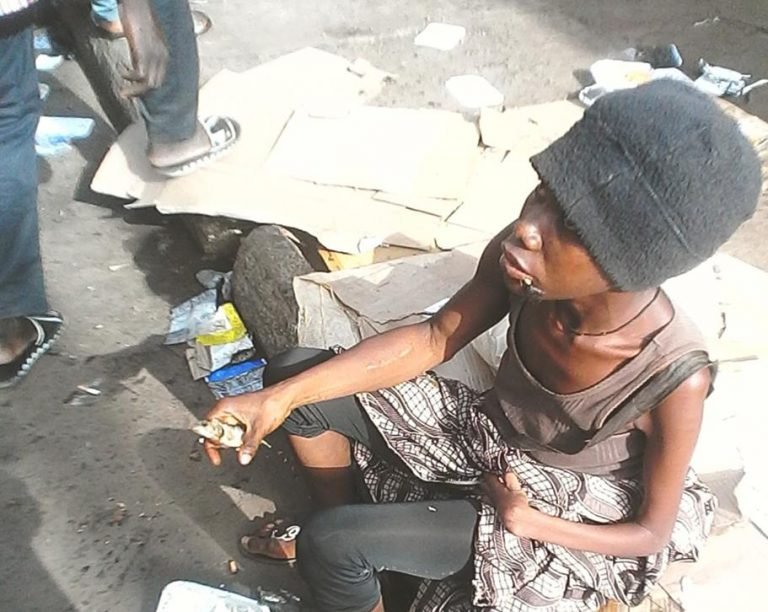 As UN Reports that 25,000 die of hunger daily…   DAQVAH Feeds Hundreds of Destitutes