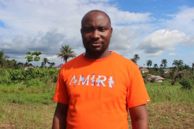 As Fullah Businessman Sustains Gun Wounds…… Mabrown community gets new police post