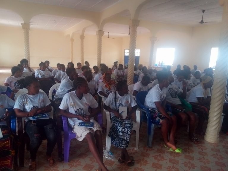 TEENAGE PREGNANCY VICTIMS URGED TO LEARN FROM PAST MISTAKES