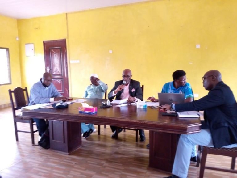 NATIONAL OLYMPIC COMMITTEE MEETS WITH HEADS OF SPORTING ASSOCIATIONS AND PRESSMEN