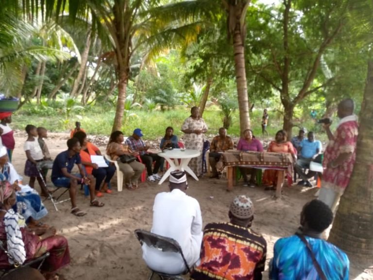 COMMITTEE ON FISHERIES VISITS BAILOR FISHING COMMUNITY