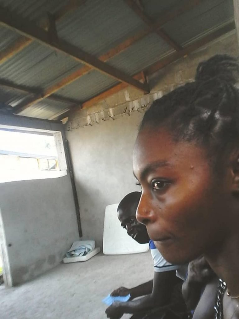 DHMT Waterloo Sells Vaccine Card