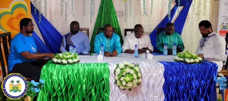 JOURNALISTS LAUDS INFORMATION MINISTER