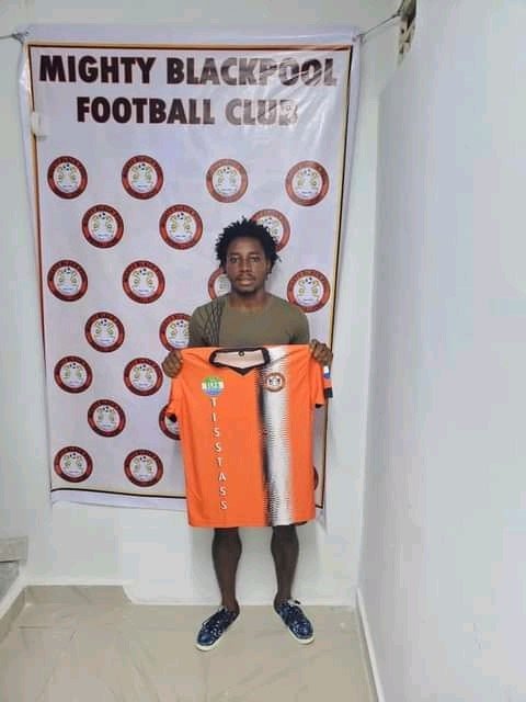 MIGHT BLACKPOOL STORM THE TRANSFER MARKET AHEAD OF THE SECONDS OF SLPL