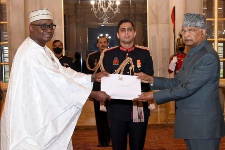 High Commissioner Rashid Sesay presents Letters of Credence to Indian President, discusses India-Sierra Leone relations