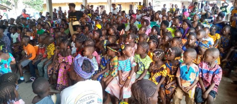 CHRISTMAS & NEW-YEAR WINDFALL FOR SERABU CHILDREN