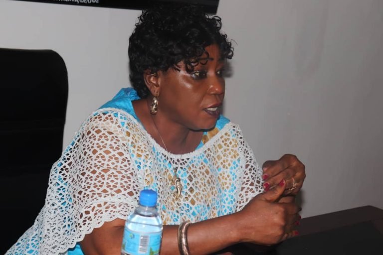 Tourism Ministry, Tourist Board hold Meeting with Owners of Beach Bars