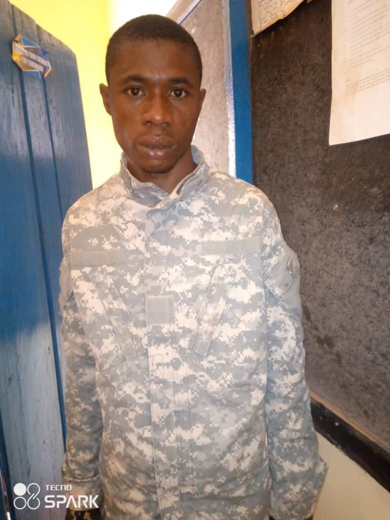 FAKE SOLDIER IN POLICE NET