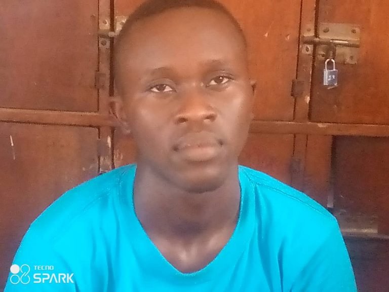 YOUNG FRAUDSTER IN POLICE NET IN BO