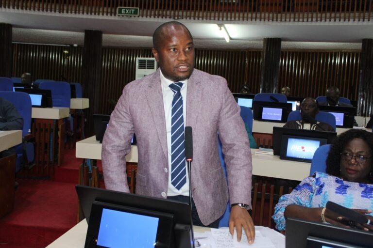 Alleged Selling S/Leone Passport by Lebanese…SLP RUBBISHES $50,000 BRIBE ALLEGATION AGAINST IGP, HON. KANNEH