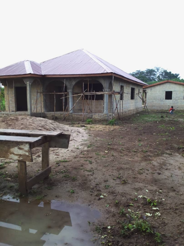 Hon. Fefegula Constructing Health Centre in Moyamba