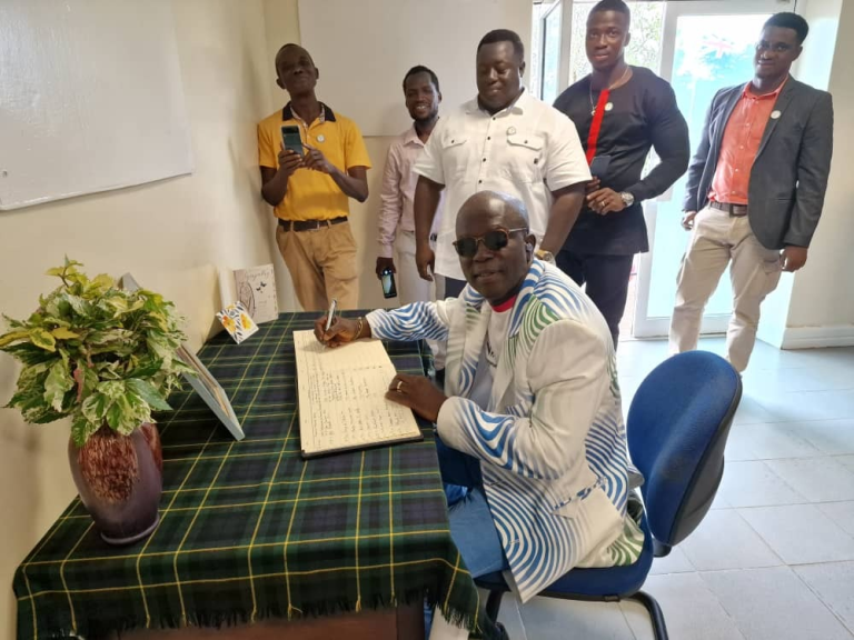 Swimming, Cga/Sl &nbsp;&nbsp;Association President Express Condolences For Late Queen Elizabeth II