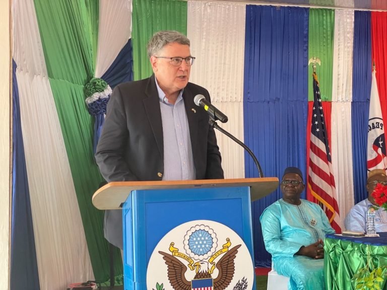 Celebrating 60 years in Sierra Leone, U.S. Peace Corps Volunteers Sworn In