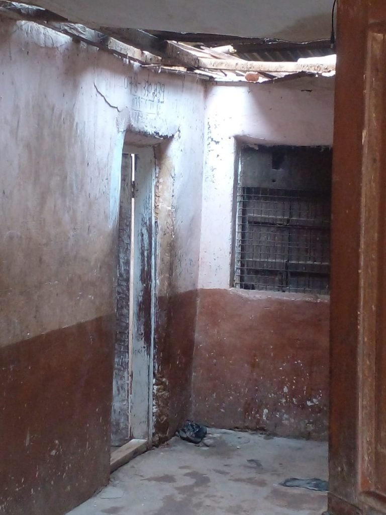 Heavy Storm Destroys  Five Houses In Kono