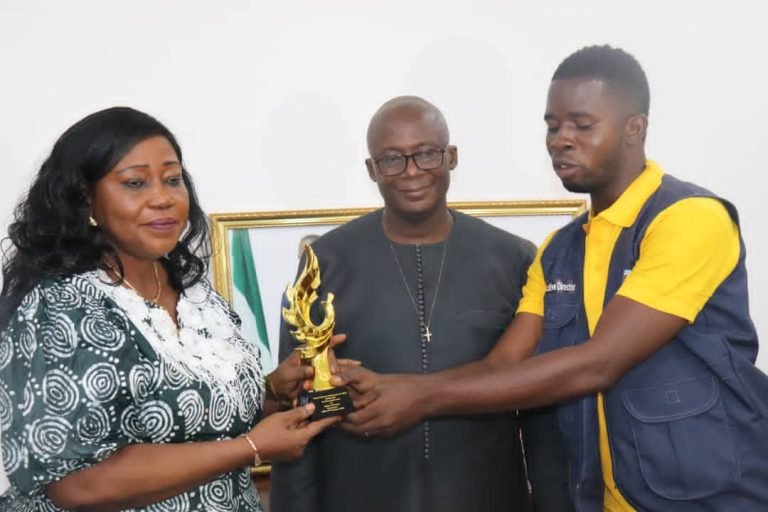 Sierra Leone’s Tourism Minister Bags Another Minister Of The Year Award
