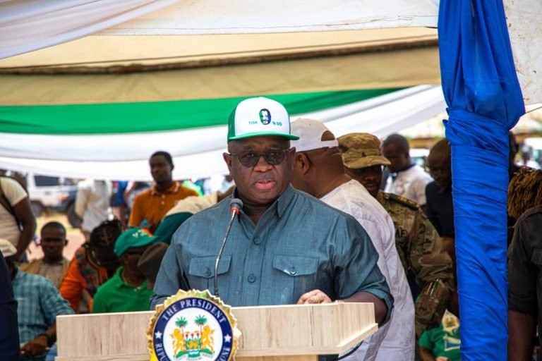 Independent Politicians Declare Unconditional Support For President Bio