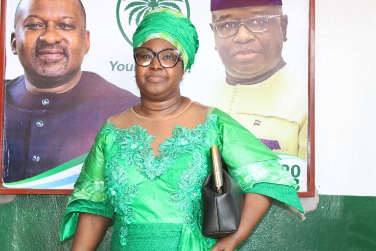 SLPP MP Aspirant For Portloko…Mariatu Sesay-Pessima Dishes Over Le 200 Million Holiday Gifts To Constituency 069