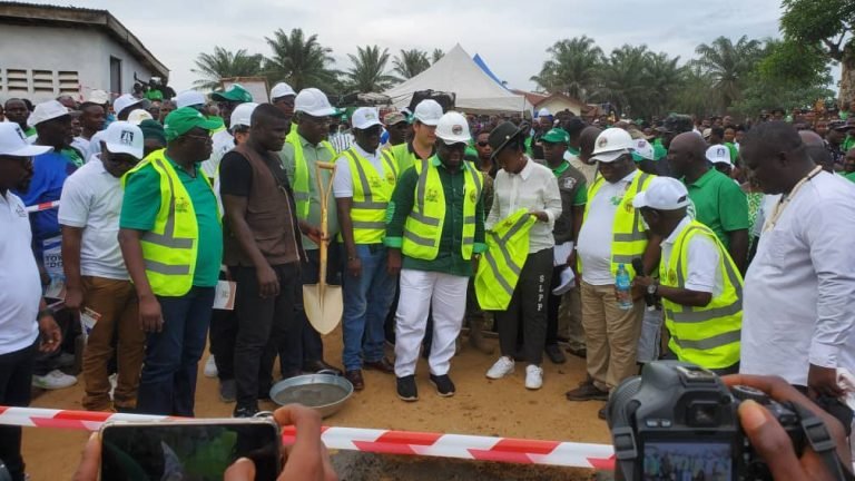 Linking Agricultural Communities…President Bio Turns Sod For Mattru Jong-Senehun Bridge Construction