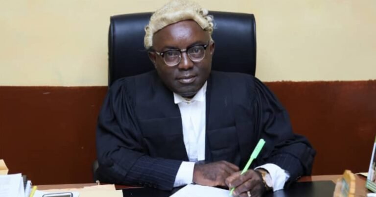 Magistrate Complained Police Officer For Unprofessional Behavior  