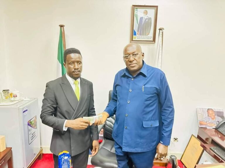 Honour Dr Sidie Tunis Donates $10,000 to Fourah Bay College