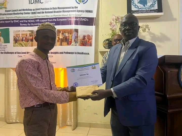 National Disaster Management Agency Presents Best Staff Award