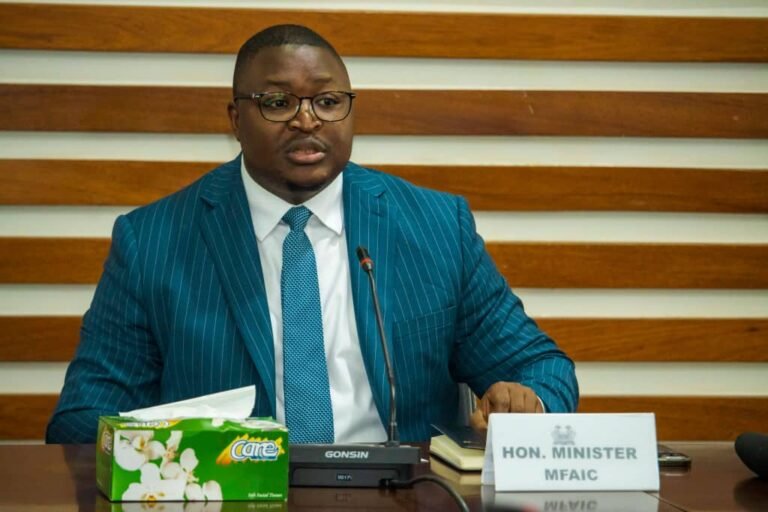 Foreign Minister Denies Reports of U.S. Visa Ban