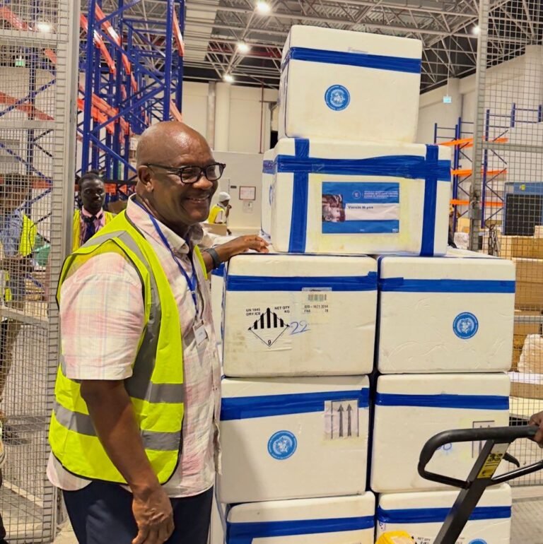 Fighting Outbreak…  Ministry of Health Receives 75,000 Mpox Vaccine Doses from DR Congo
