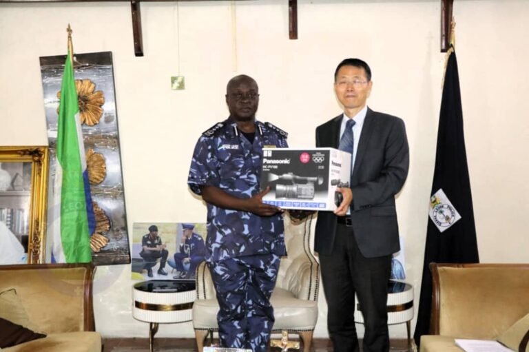 Chinese Embassy Donates Modern Media Equipment to Sierra Leone  Police