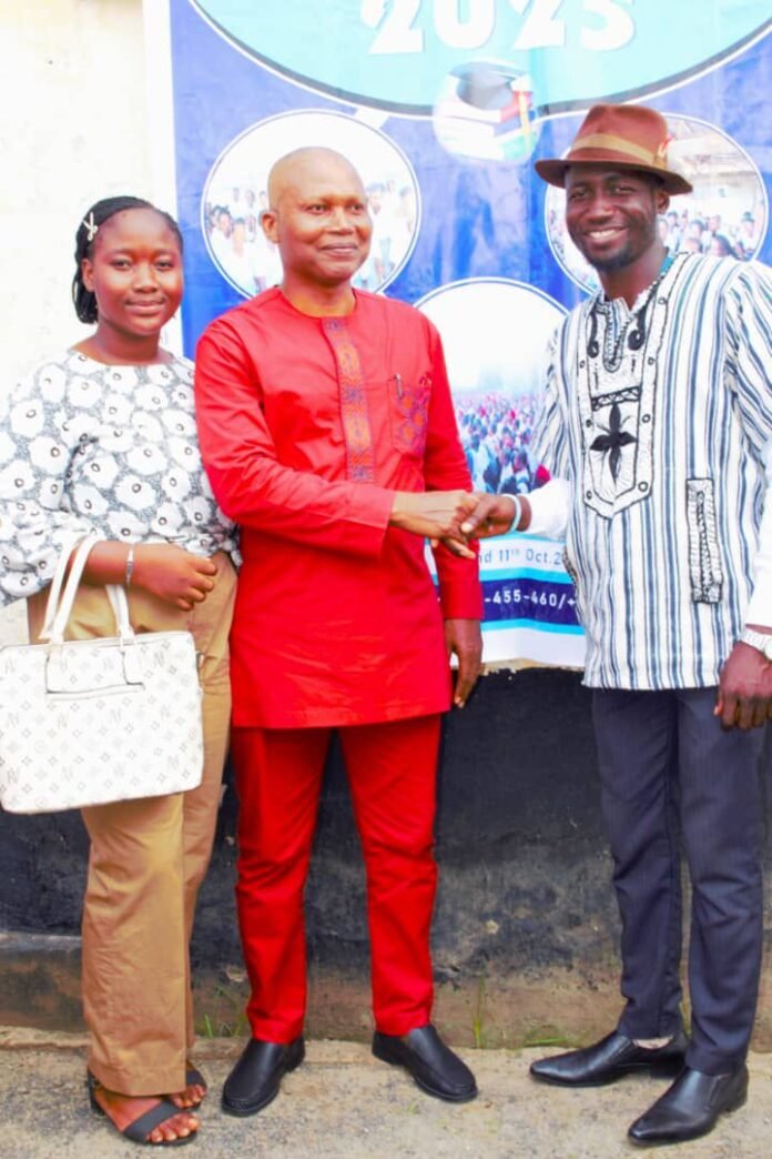 WhatsApp Image 2025-10-13 at 16.24.44 (1)