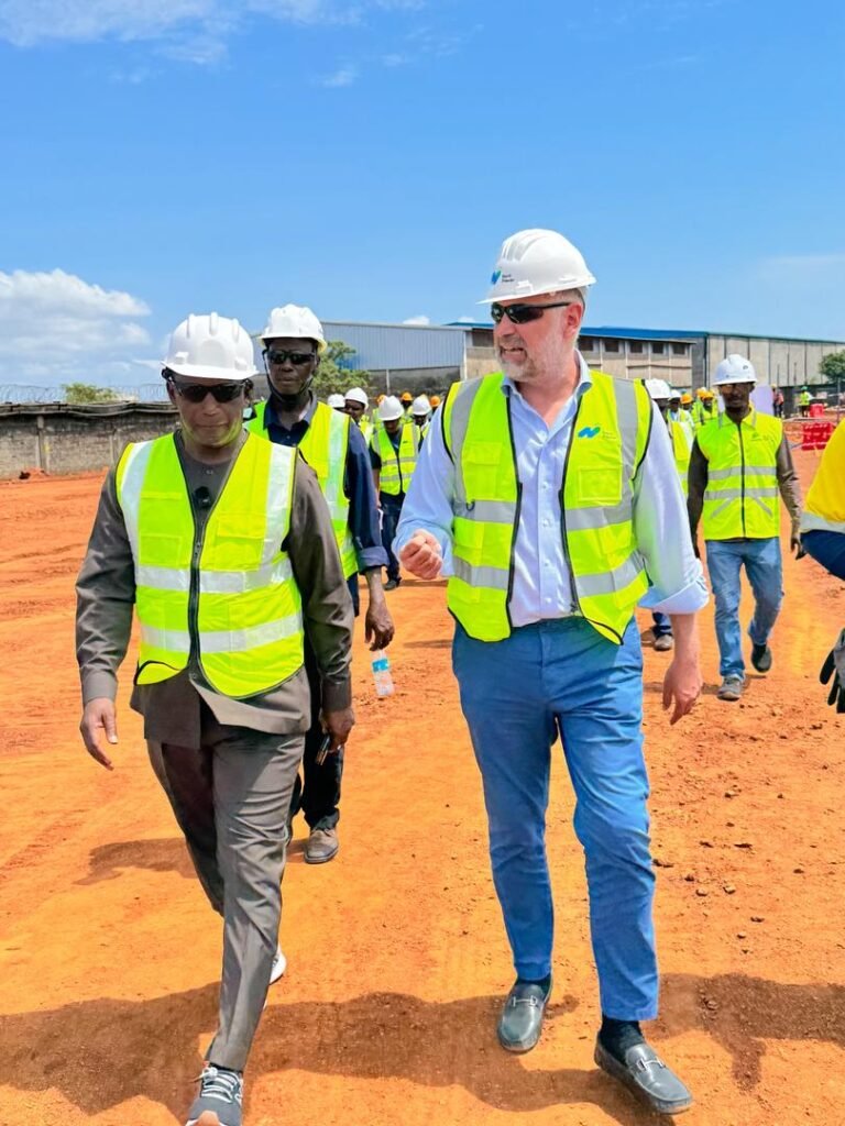 Dr. Yumkella Visits Nant Power Project Site in Kissy