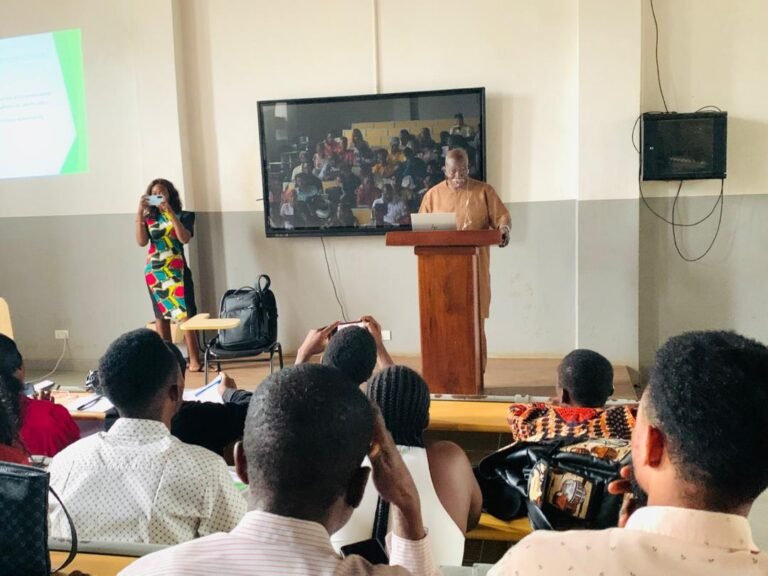 Dr. Julius Spencer Lectures Mass Communication Students