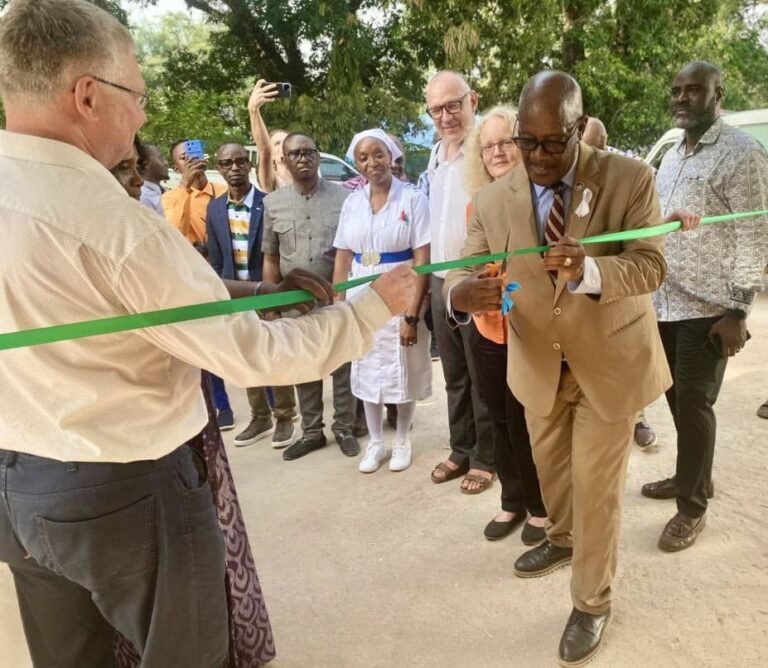 Health Minister Unveils Trauma Centre